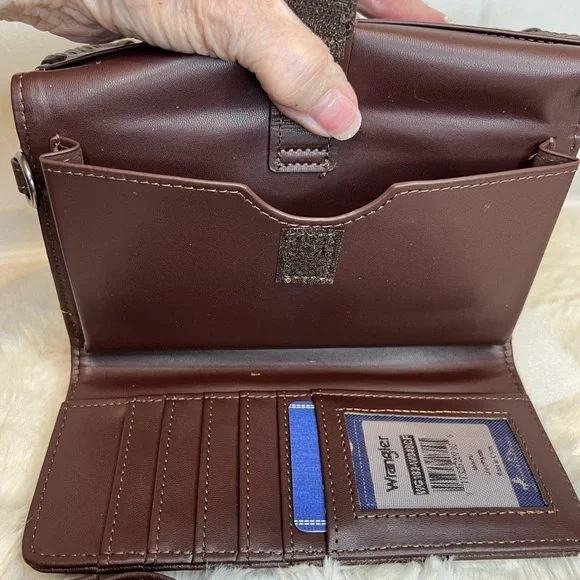 MONTANA WEST WRANGLER WOMEN’S WALLET CLUTCH NWT - Picture 4 of 12